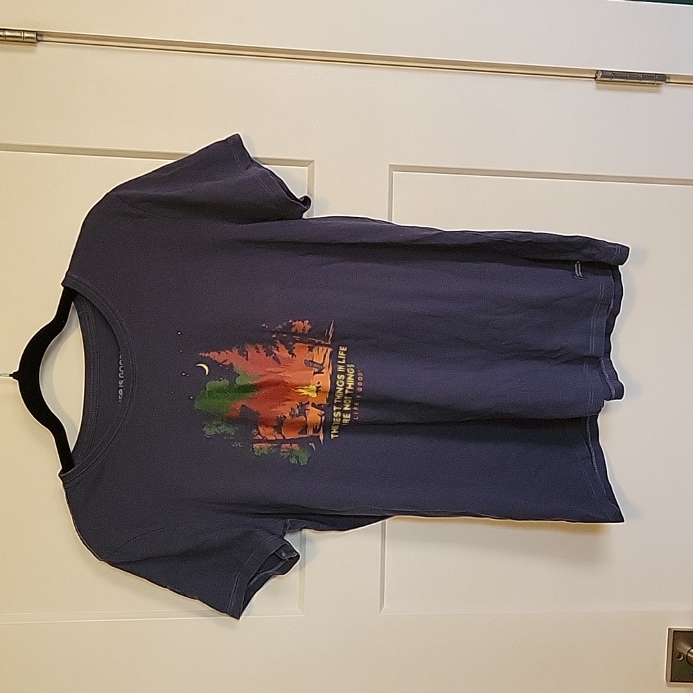 Life is Good t shirt, campfire, Women's size Large